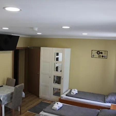 Kirschbaum Διαμέρισμα *