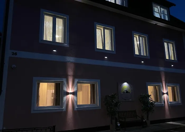 Kirschbaum Daire Murau